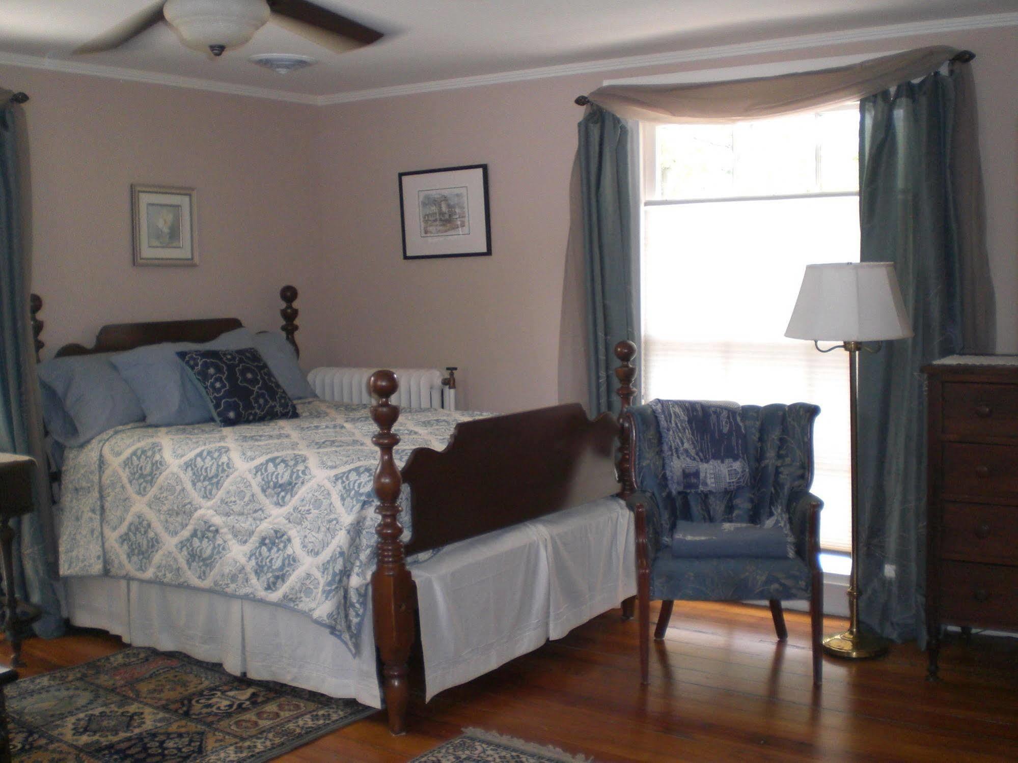 Boxley Place Inn Louisa Esterno foto